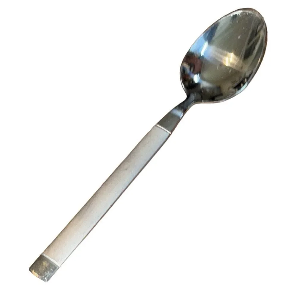 Farberware stainless steel Alexandria 6 dinner spoons